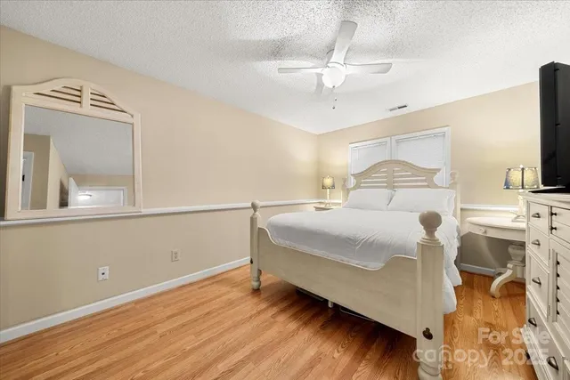 $289,900 | 20115 Henderson Road, Unit H, Cornelius, NC 28031