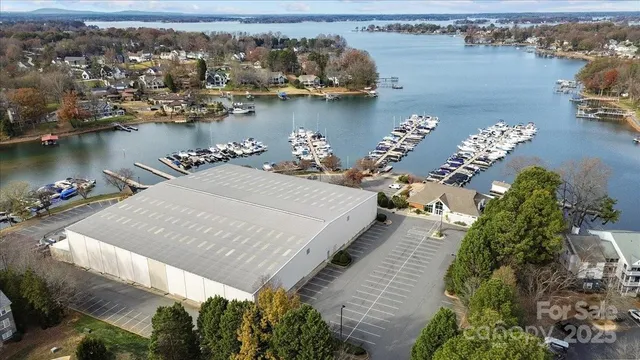 $289,900 | 20115 Henderson Road, Unit H, Cornelius, NC 28031