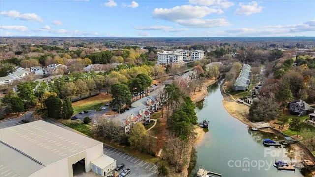 $289,900 | 20115 Henderson Road, Unit H, Cornelius, NC 28031