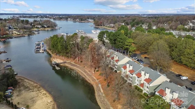 $289,900 | 20115 Henderson Road, Unit H, Cornelius, NC 28031