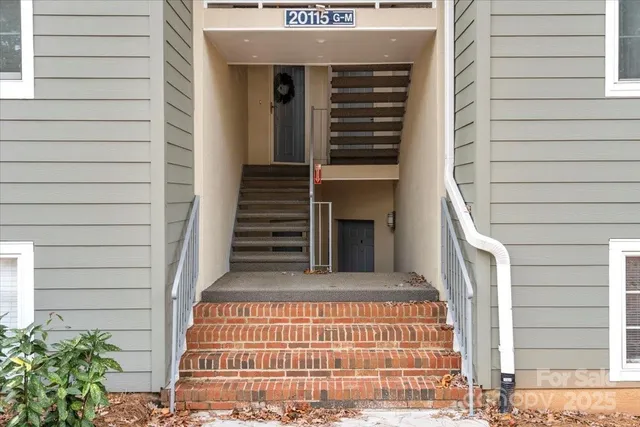 $289,900 | 20115 Henderson Road, Unit H, Cornelius, NC 28031