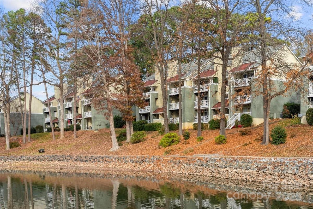 20115 Henderson Road, Unit H Cornelius, NC 28031 - Photo 37 of 37