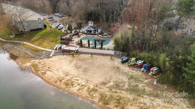 $289,900 | 20115 Henderson Road, Unit H, Cornelius, NC 28031