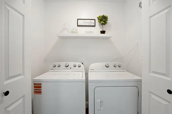 $192,900 | 445 Almond Drive, Unit 106, Lodi, CA 95240