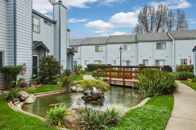 $198,900 | 445 Almond Drive, Unit 106, Lodi, CA 95240