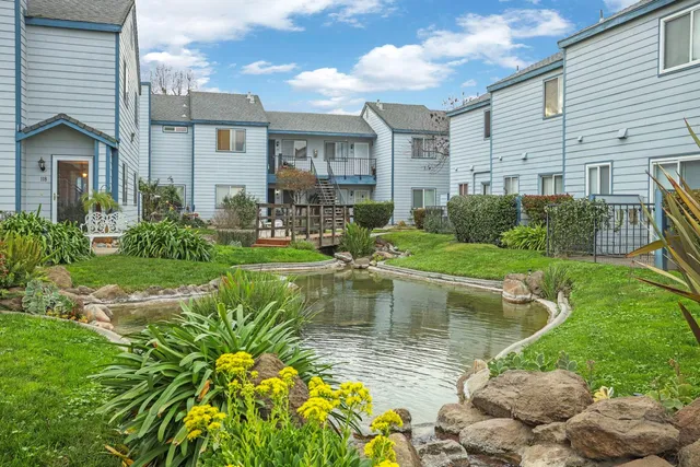 $198,900 | 445 Almond Drive, Unit 106, Lodi, CA 95240