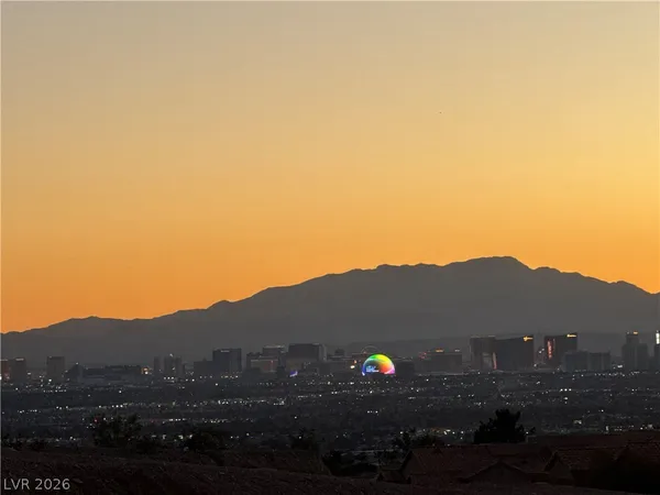 $685,900 | 2209 Exeter Drive, Las Vegas, NV 89156