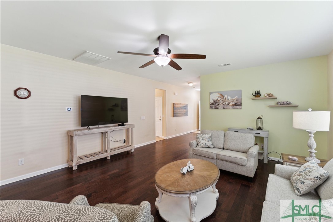384 Southwilde Way Pooler, GA 31322 - Photo 8 of 45 Gallery Image 8