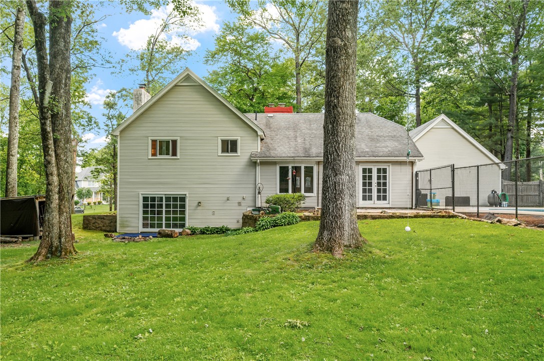 8 Westgate Road Cumberland, RI 02864 - Photo 31 of 36