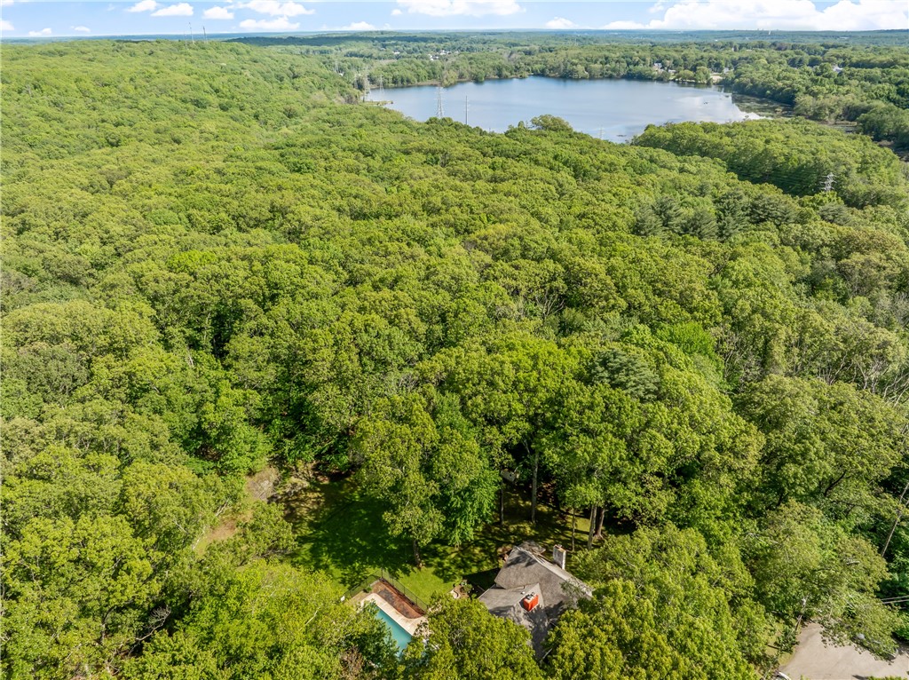 8 Westgate Road Cumberland, RI 02864 - Photo 36 of 36