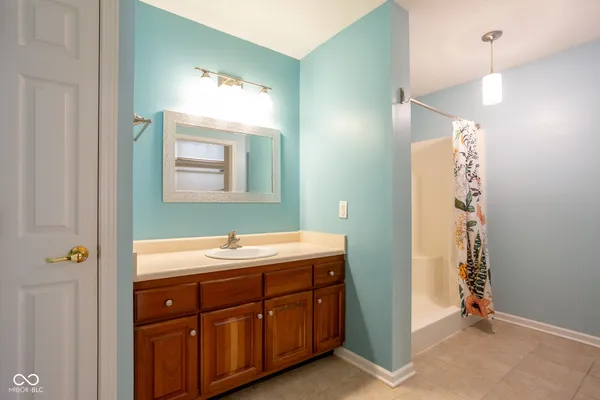 $189,900 | 10913 Golden Harvest Place, Indianapolis, IN 46229
