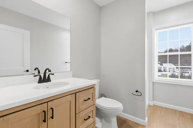 $2,275 | 15 Mountain Road, Unit 201, Goffstown, NH 03045