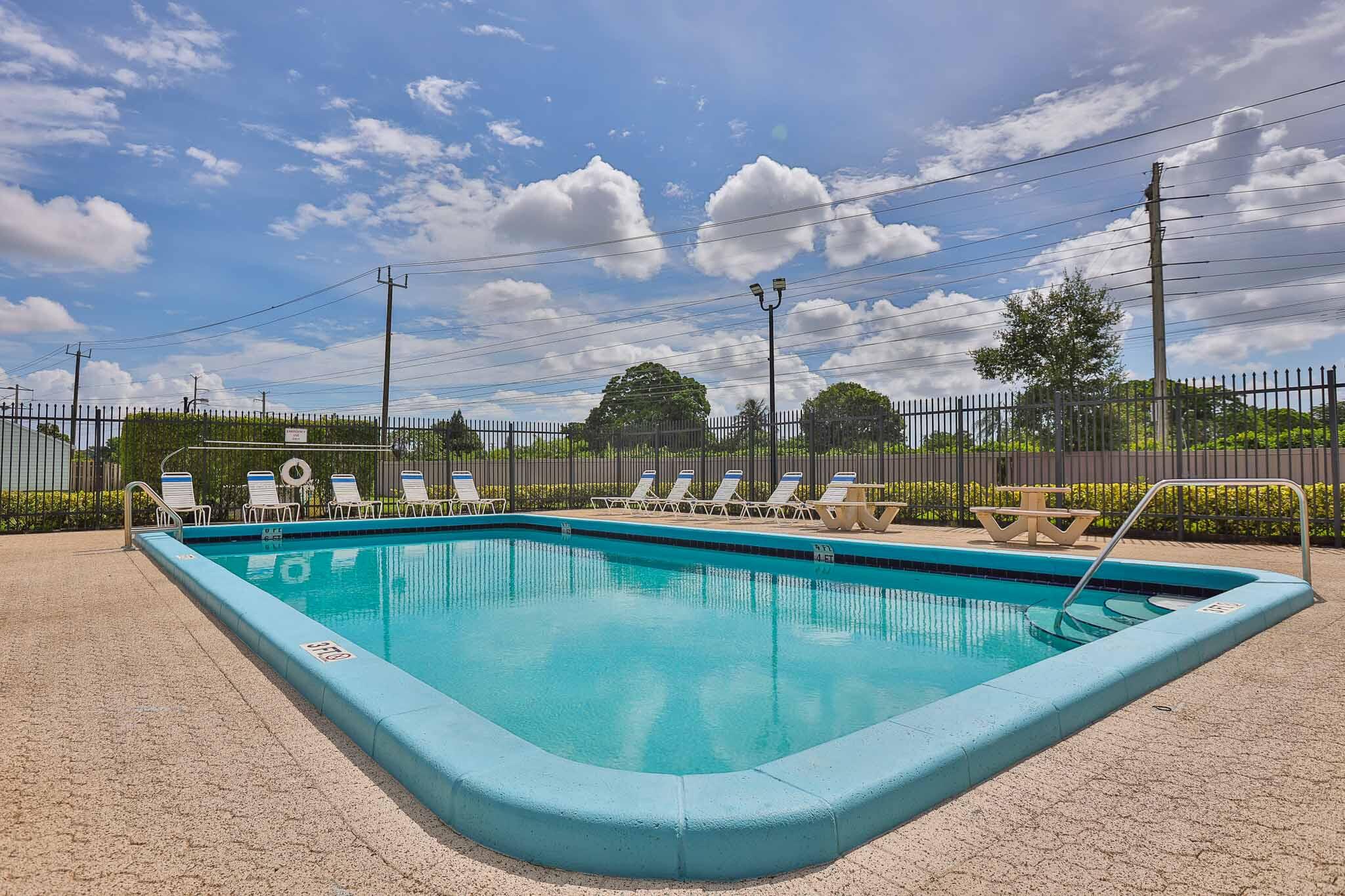 11223 Model Circle West Boca Raton, FL 33428 - Photo 30 of 35 3K6A1056