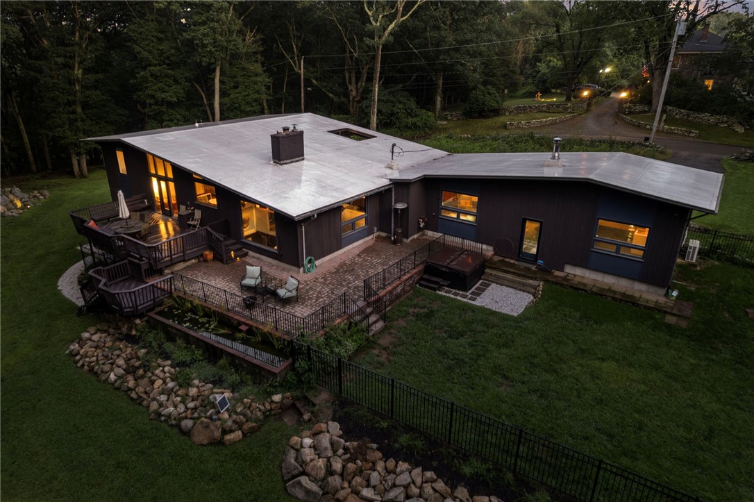 775 Major Potter Road Warwick, RI 02818 - Photo 4 of 50 Gallery Image 4