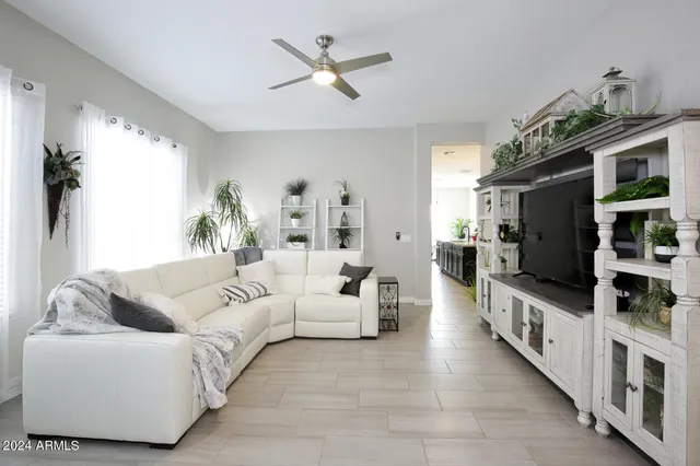 $1,200,000 | 10611 East Tumbleweed Avenue, Mesa, AZ 85212