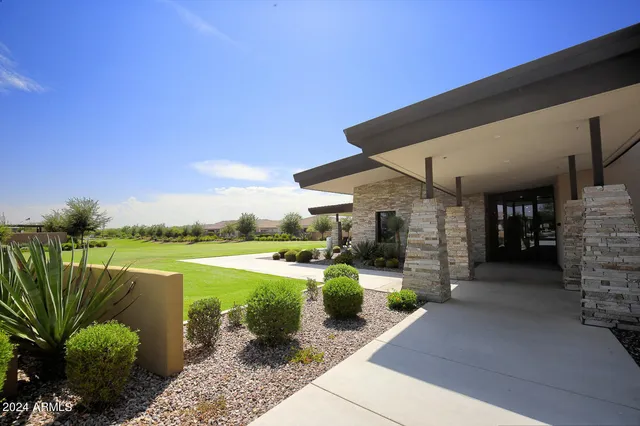 $1,200,000 | 10611 East Tumbleweed Avenue, Mesa, AZ 85212