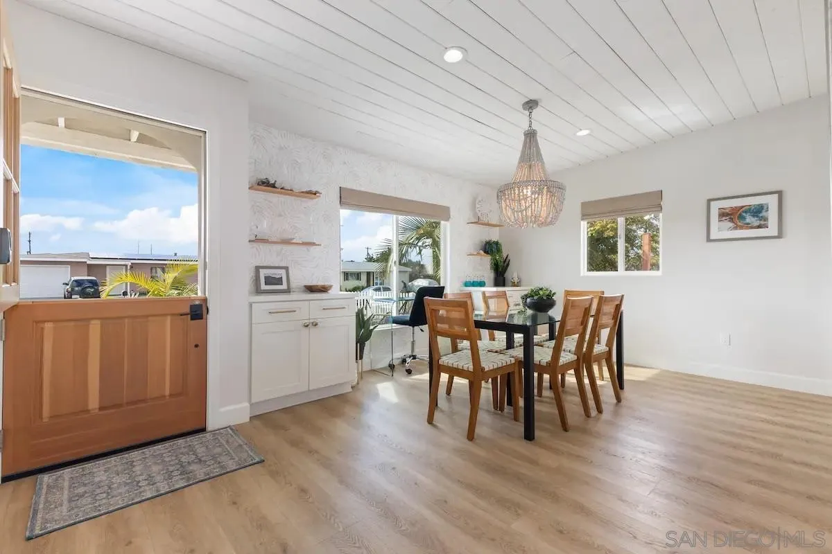 1432 Santa Rosa Street Oceanside, CA 92058 - Photo 7 of 25