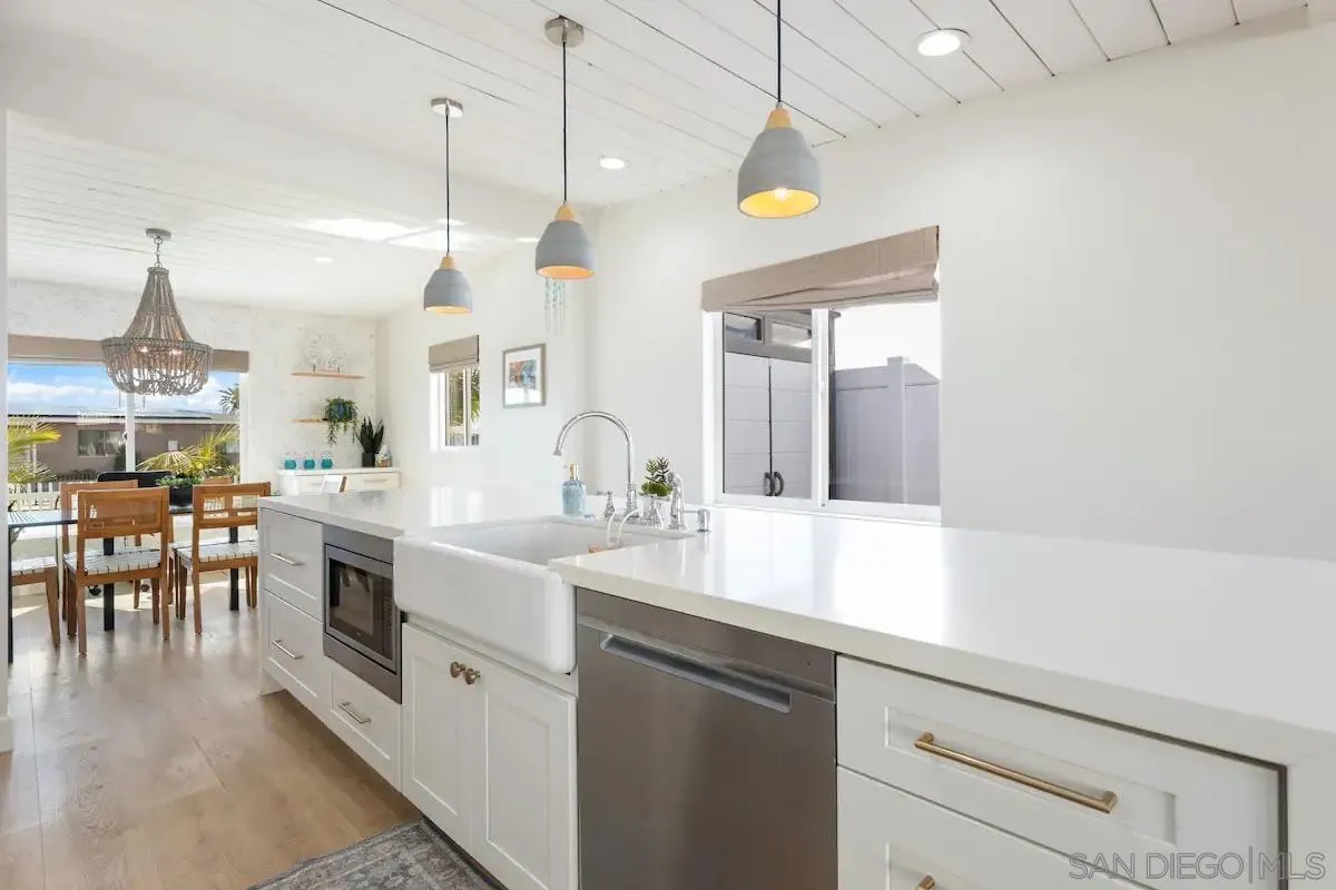 1432 Santa Rosa Street Oceanside, CA 92058 - Photo 10 of 25