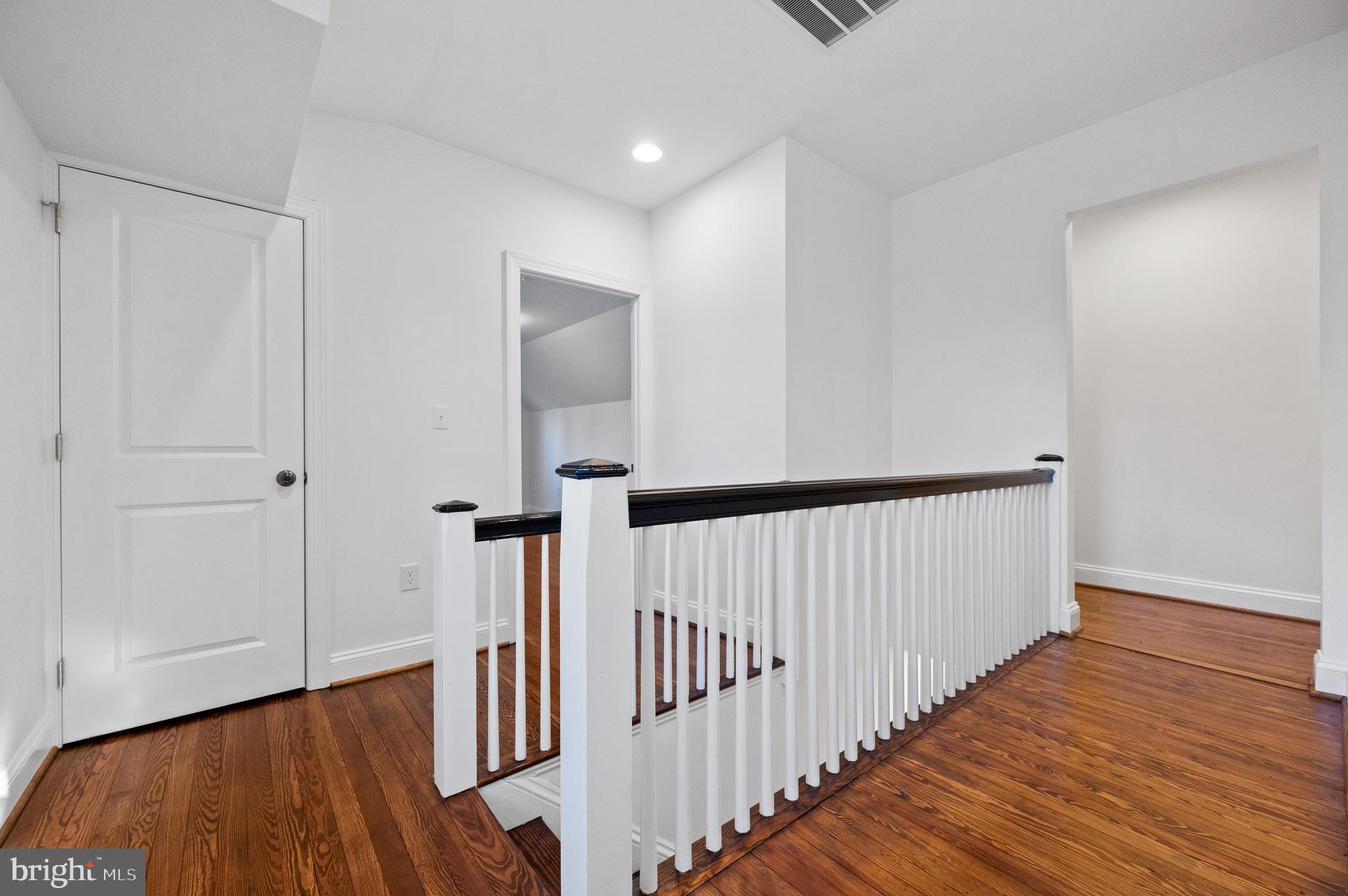 106 Deep Dene Road Villanova, PA 19085 - Photo 33 of 42 3rd Floor Landing