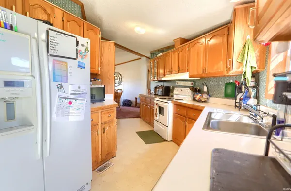 $239,000 | 3505 East 1100 North, Syracuse, IN 46567