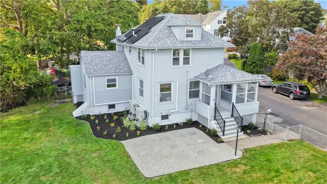 $599,000 | 28 Manchester Street, Warwick, RI 02888