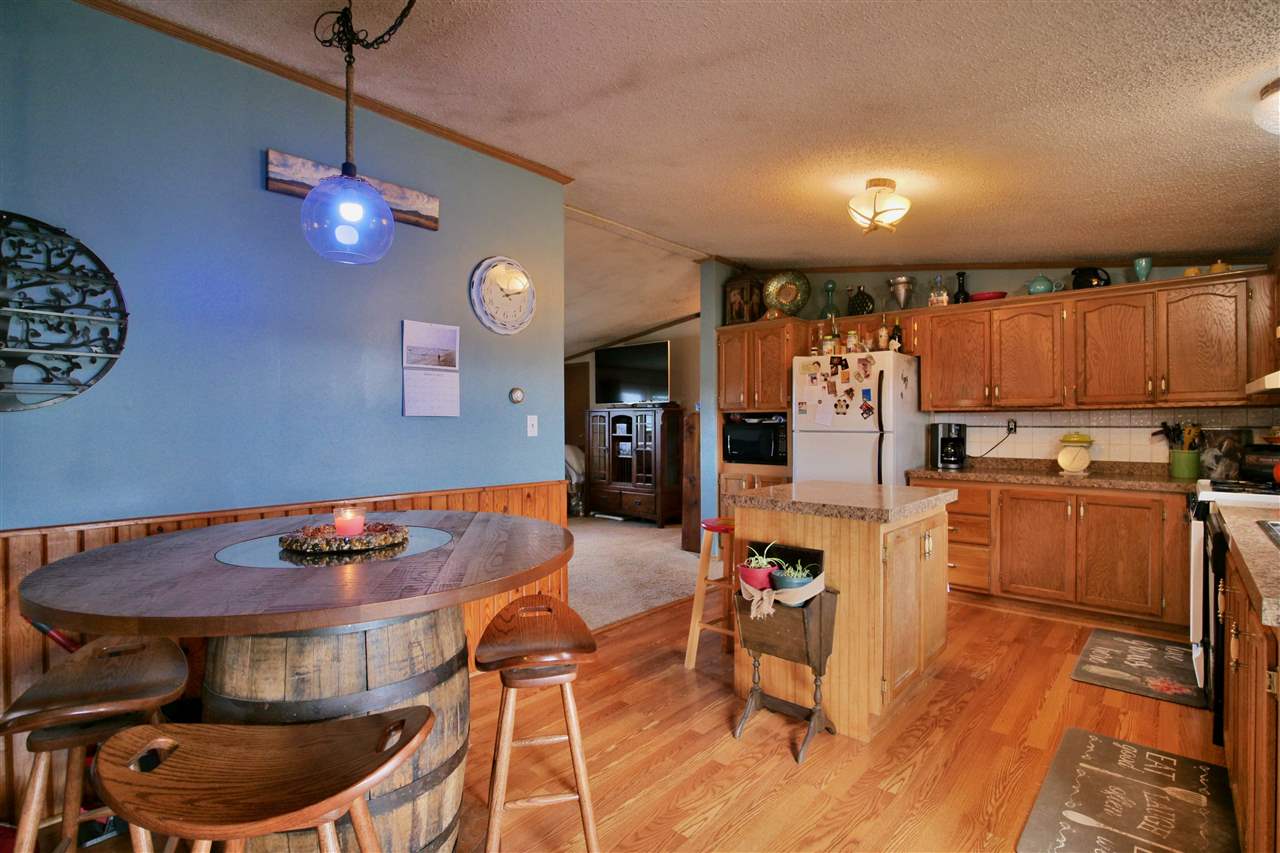 9284 North 11 Road Mesick, MI 49668 - Photo 5 of 35 1885017-4.JPG