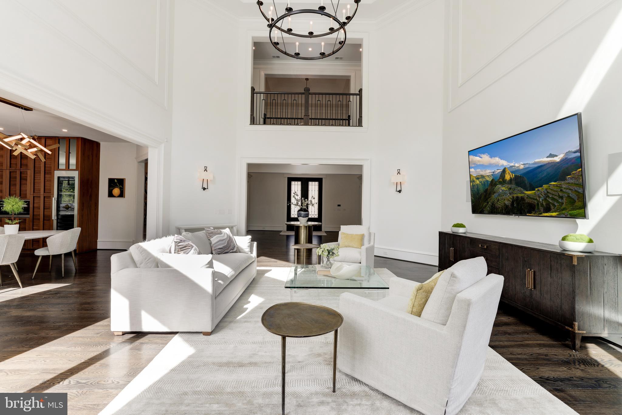 1332 McCay Lane McLean, VA 22101 - Photo 13 of 61 Great Room