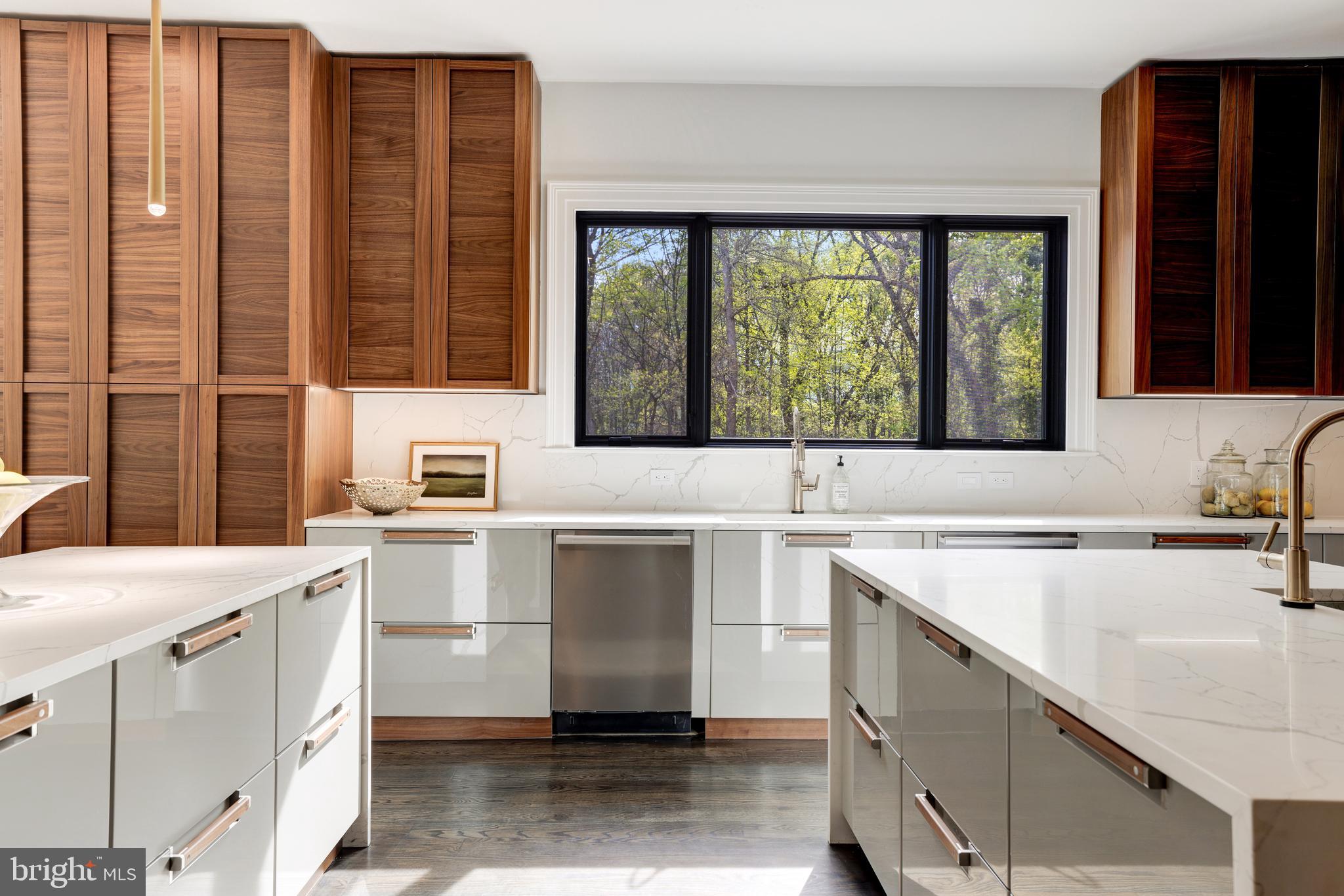 1332 McCay Lane McLean, VA 22101 - Photo 20 of 61 Gourmet Kitchen