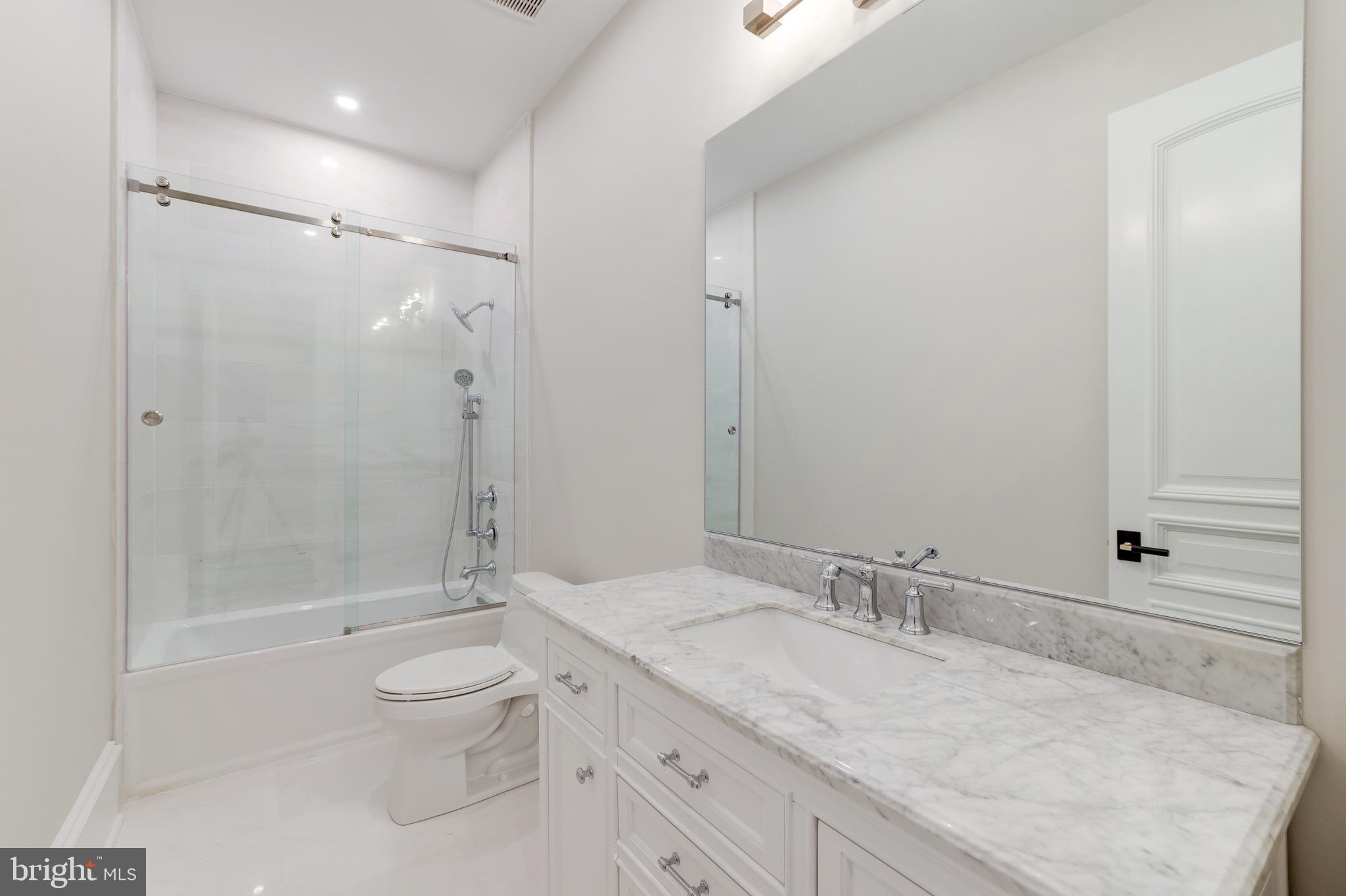 1332 McCay Lane McLean, VA 22101 - Photo 41 of 61 Bath for Bedroom #3