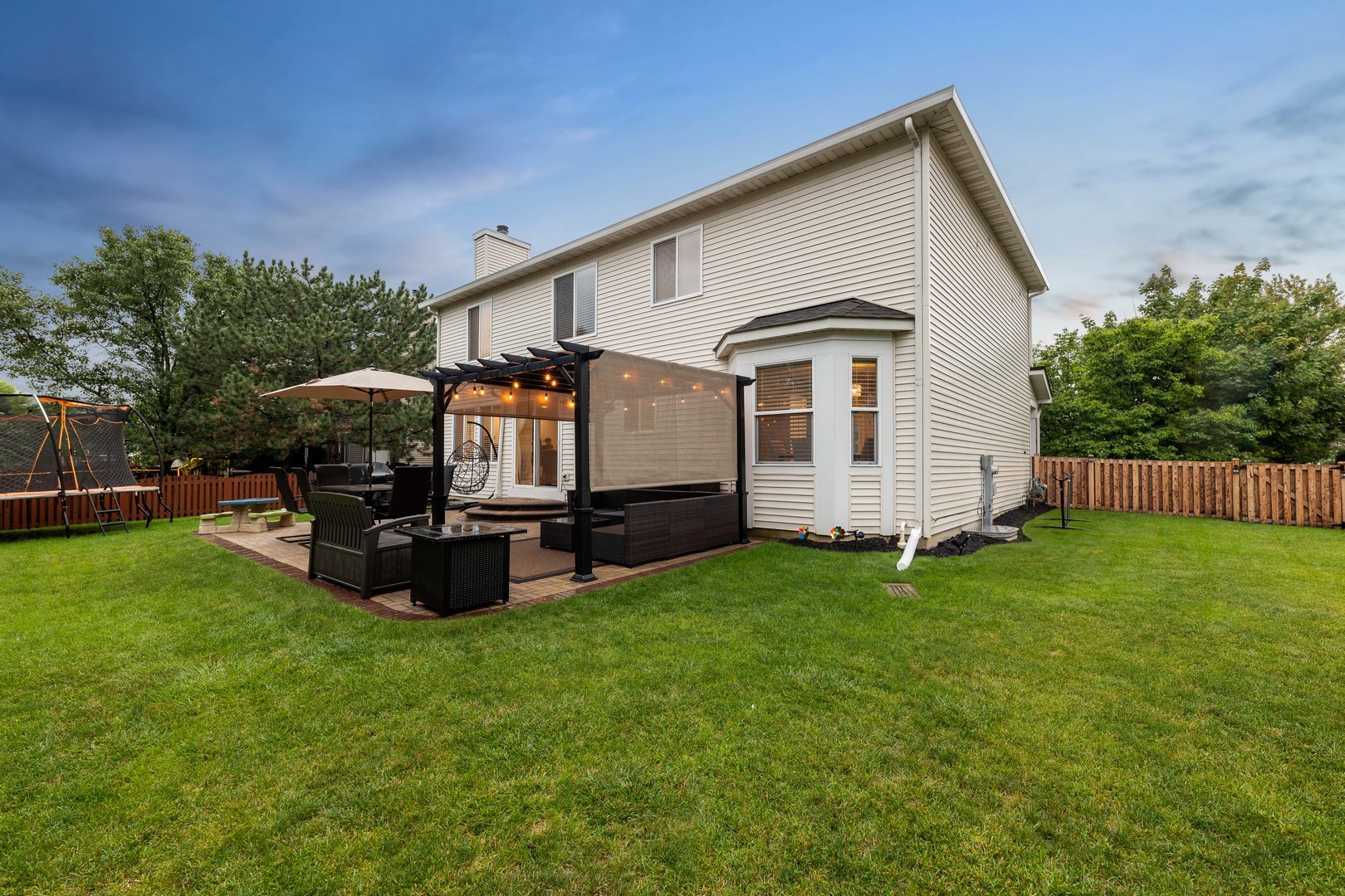 327 Berkeley Drive Bolingbrook, IL 60440 - Photo 8 of 50 a front view of house with yard