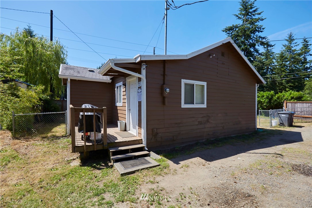 2605 Southeast Sedgwick Road Port Orchard, WA 98366 - Photo 17 of 20 Gallery Image 17