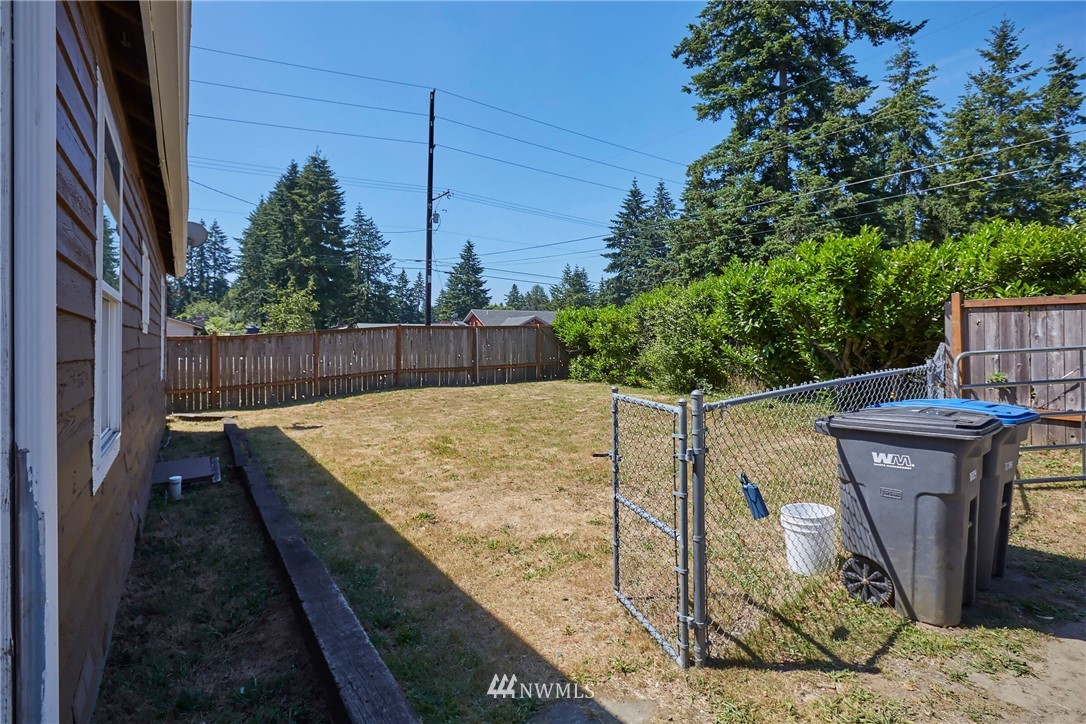 2605 Southeast Sedgwick Road Port Orchard, WA 98366 - Photo 18 of 20 Gallery Image 18
