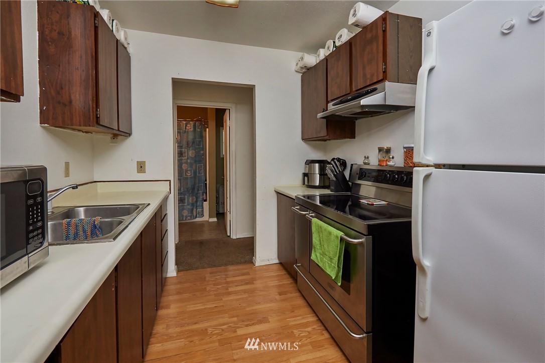 2605 Southeast Sedgwick Road Port Orchard, WA 98366 - Photo 7 of 20 Gallery Image 7
