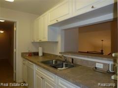3385 Tremonte Circle, Unit 208 Rochester, MI 48306 - Photo 13 of 31 All Appliances Included
