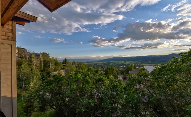 $6,900,000 | 2355 Poma Lane, Unit 2355, Steamboat Springs, CO 80487
