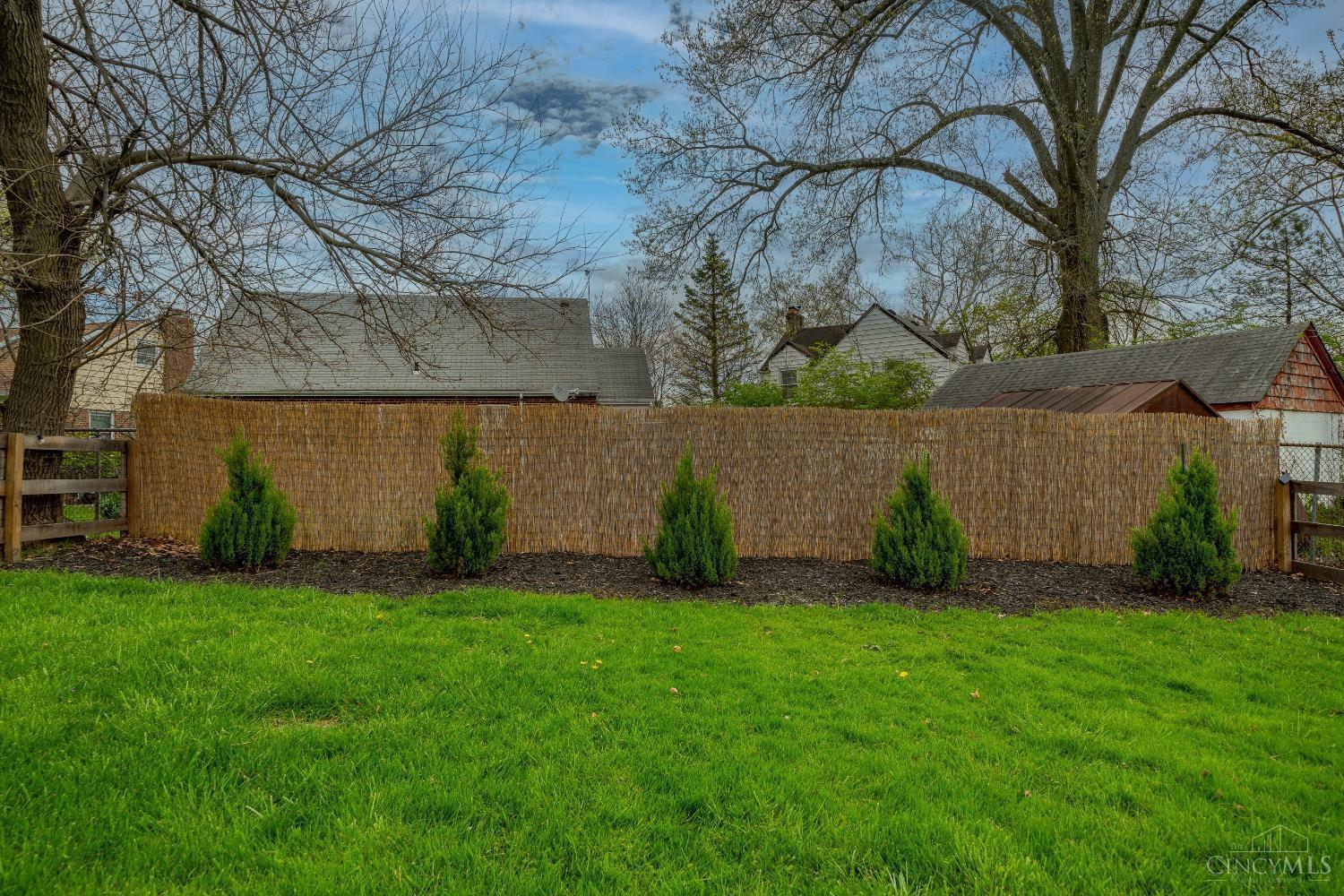 6624 Plainfield Road Silverton, OH 45236 - Photo 35 of 41