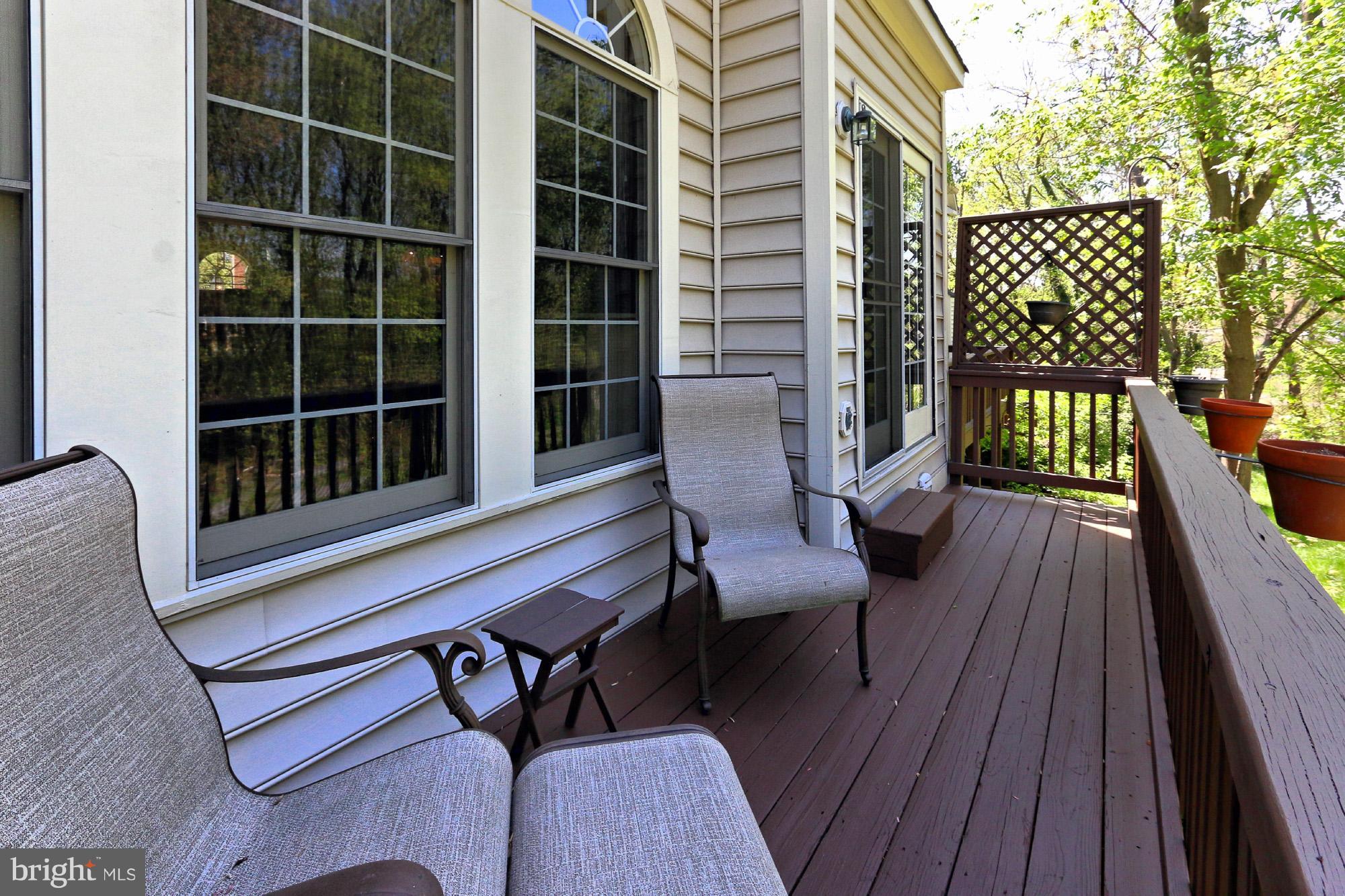 164 Rees Place Falls Church, VA 22046 - Photo 22 of 28 Exterior (Rear)