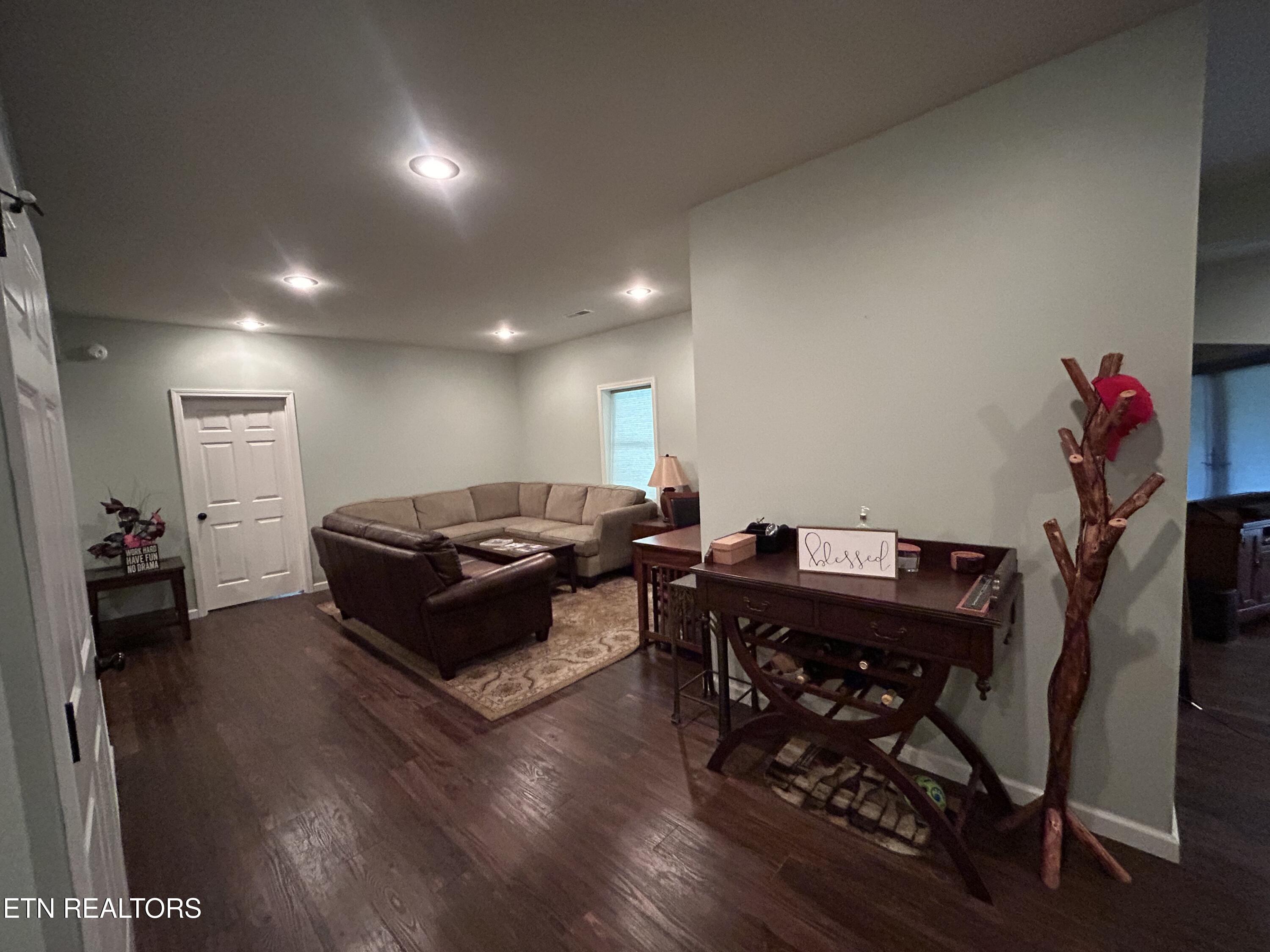 150 Red Oak Drive Oneida, TN 37841 - Photo 29 of 39 29