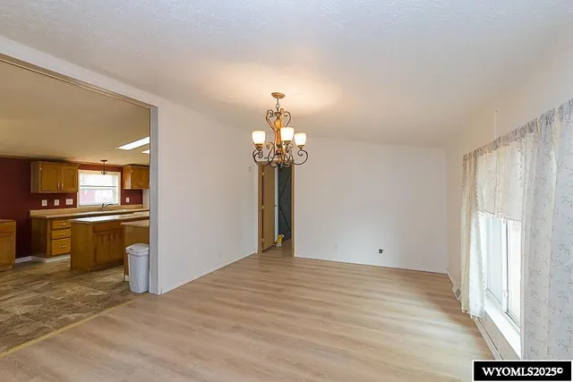 $194,500 | 820 Maple Street, Rock Springs, WY 82901