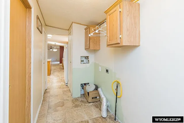 $194,500 | 820 Maple Street, Rock Springs, WY 82901