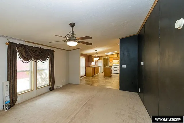 $194,500 | 820 Maple Street, Rock Springs, WY 82901