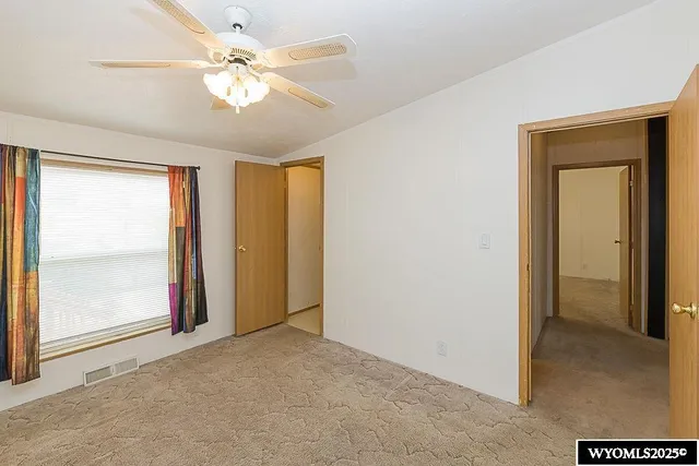 $194,500 | 820 Maple Street, Rock Springs, WY 82901