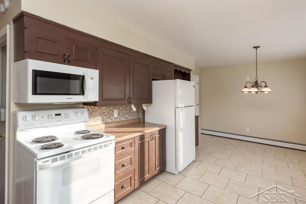 70 5 Mile Road Midland, MI 48640 - Photo 5 of 28 31366530-4.JPG
