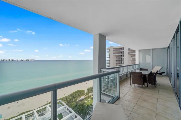 $9,000 | 6799 Collins Avenue, Unit 1604, Miami Beach, FL 33141