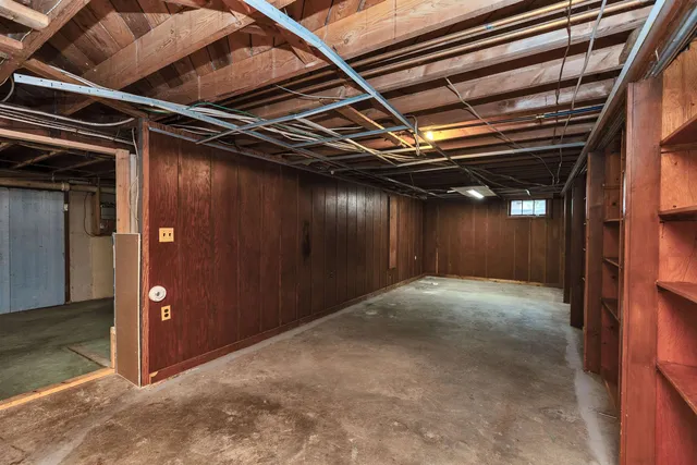 $460,000 | 122 Patterson Street, Manchester, NH 03102