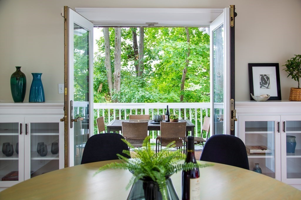 63 Summit Avenue, Unit 2 Brookline, MA 02446 - Photo 4 of 24