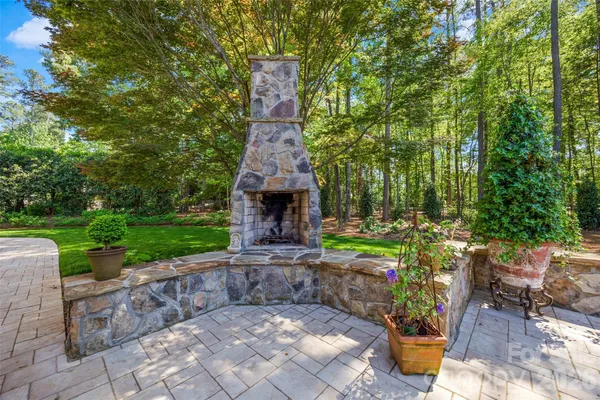 $1,730,000 | 3026 Kings Manor Drive, Matthews, NC 28104