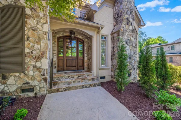 $1,730,000 | 3026 Kings Manor Drive, Matthews, NC 28104