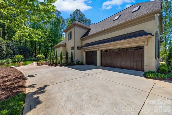 $1,730,000 | 3026 Kings Manor Drive, Matthews, NC 28104
