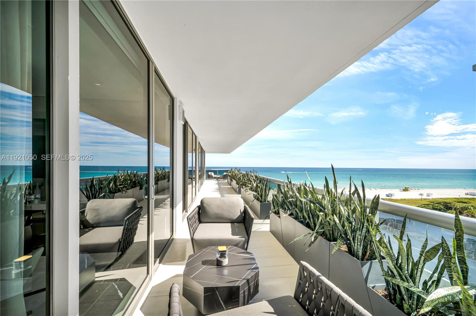 5875 Collins Avenue, Unit 902 Miami Beach, FL 33140 - Photo 33 of 34
